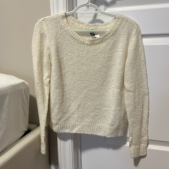 white knit sweater - Picture 1 of 1